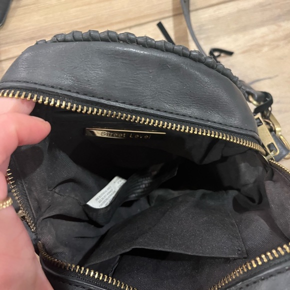 Street Level Black Round Whipstitch Crossbody Purse - Picture 4 of 5